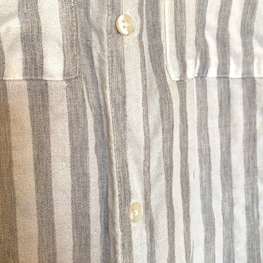 H&M Button Up Tunic - Picture 6 of 6